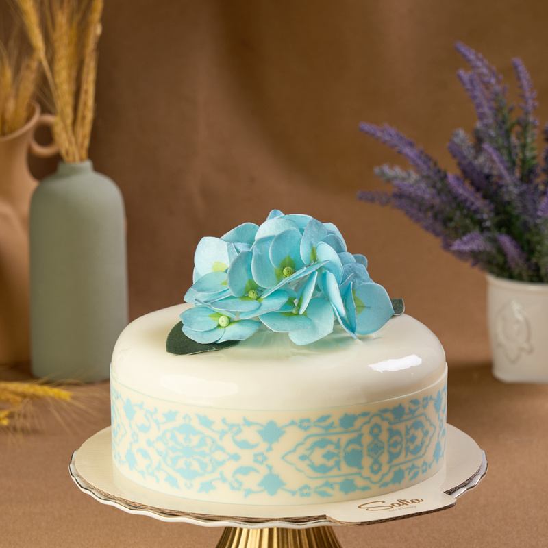 Торт Джульетта оформленный