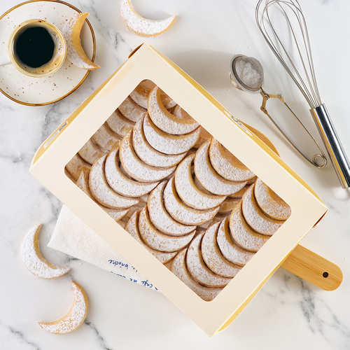 Печенье Луна в упаковке