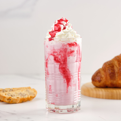 Ягодный милкшейк