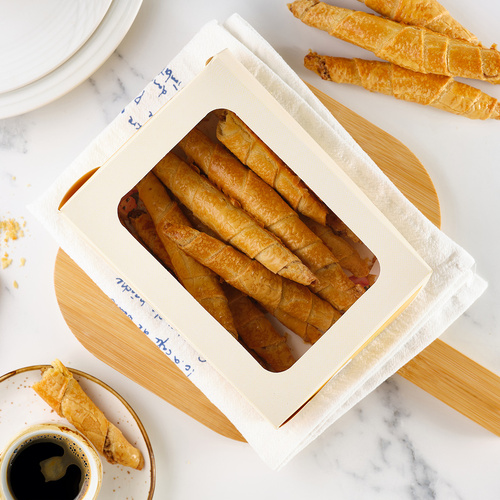 Печенье Рогалики с орехом в упаковке